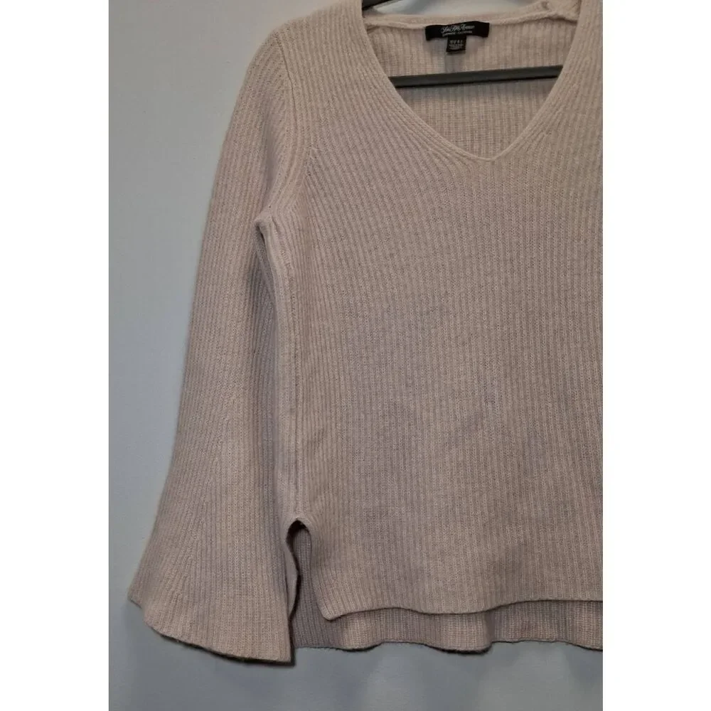 Saks fifth Ave womens medium sweater thick cashmere bell sleeve beige oatmeal
